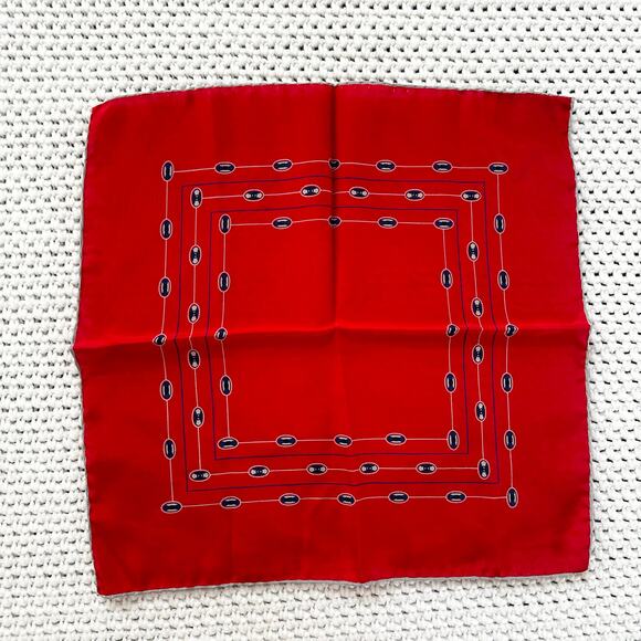 Gucci Vintage Red Navy GG Horsebit Italy Accessory Collection Silk Pocket Square - Picture 2 of 9